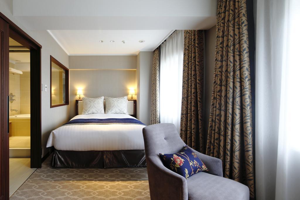 Kyoto Century Hotel Екстер'єр фото